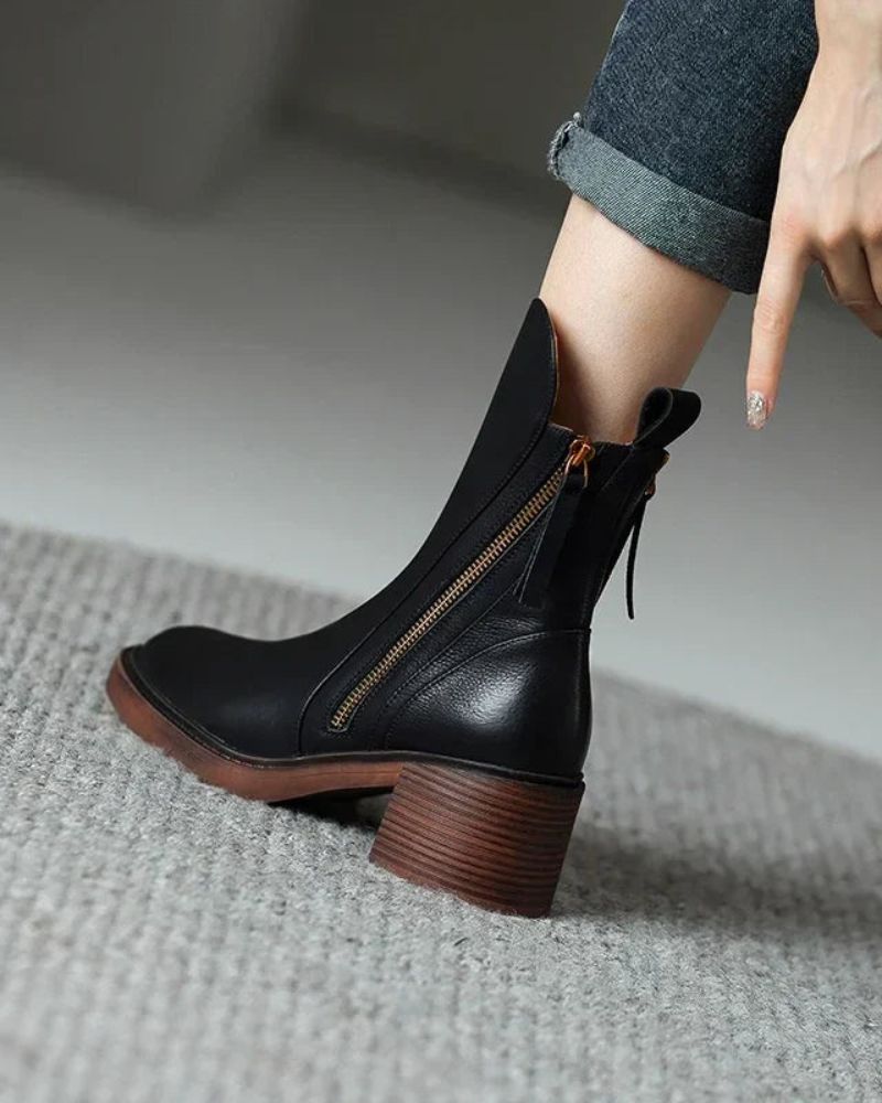 Dámské kozačky v elegantním stylu, na podpatku