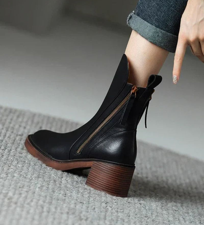 Dámské kozačky v elegantním stylu, na podpatku