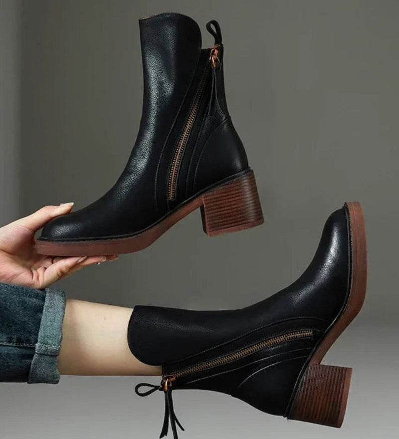 Dámské kozačky v elegantním stylu, na podpatku