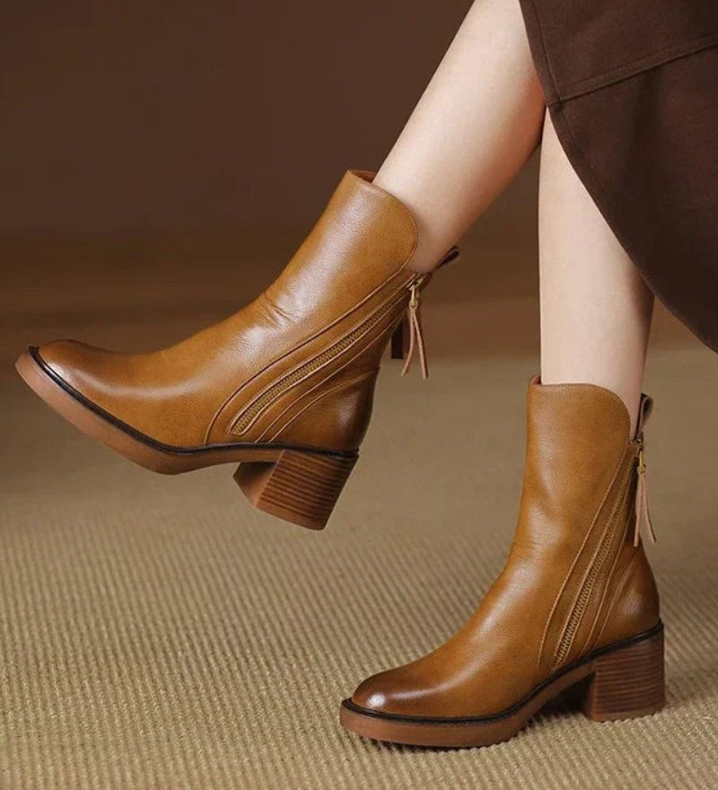 Dámské kozačky v elegantním stylu, na podpatku