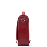 Dámský módní kousek v retro stylu