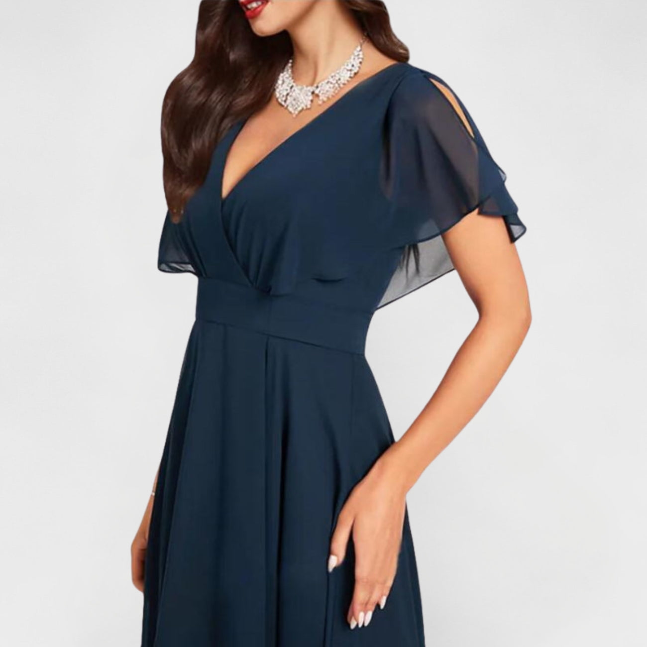 Dámské šaty v elegantním stylu