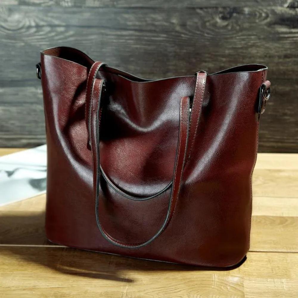 Dámská kabelka ve vintage stylu