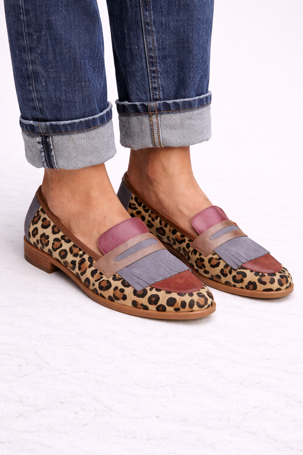 Dámské mokasíny v elegantním stylu s leopardím vzorem