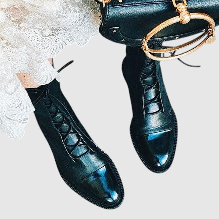 Dámské kozačky v elegantním stylu