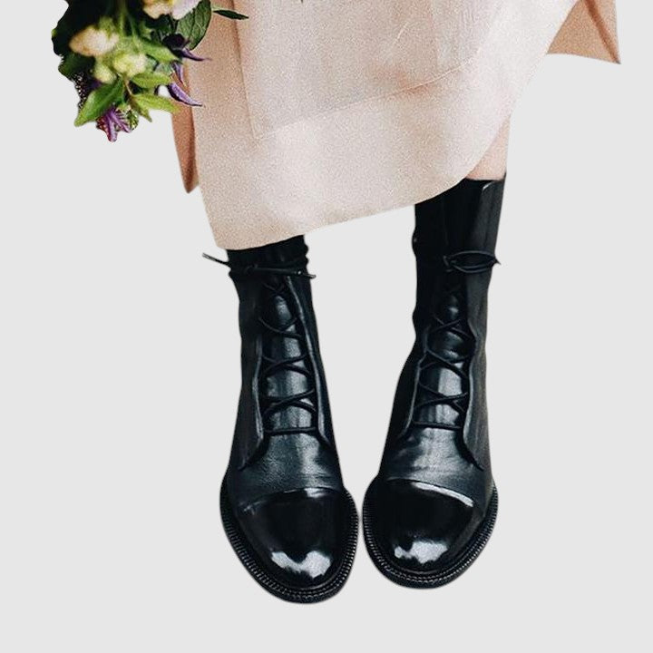 Dámské kozačky v elegantním stylu