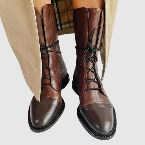 Dámské kozačky v elegantním stylu