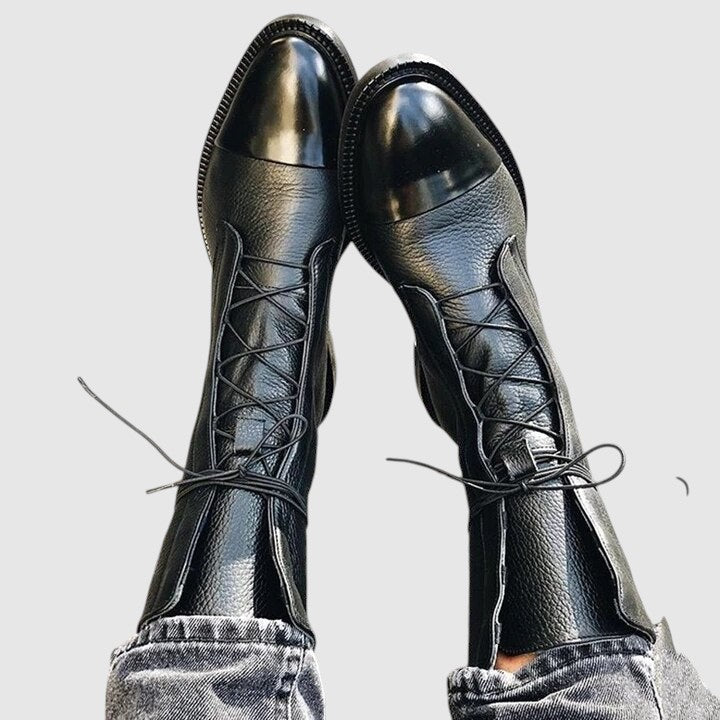Dámské kozačky v elegantním stylu