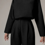 Dámský módní kousek v elegantním stylu