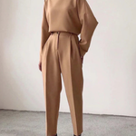 Dámský módní kousek v elegantním stylu