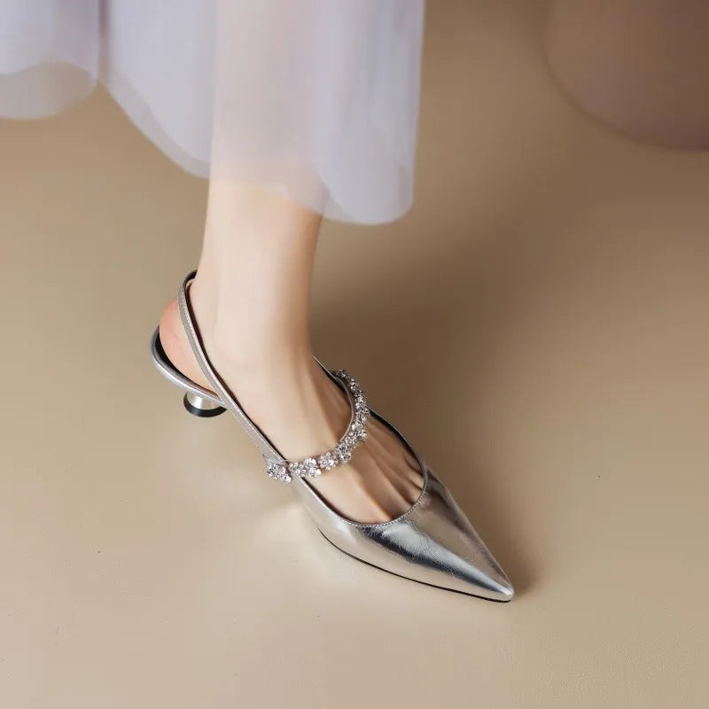Dámské boty v elegantním stylu