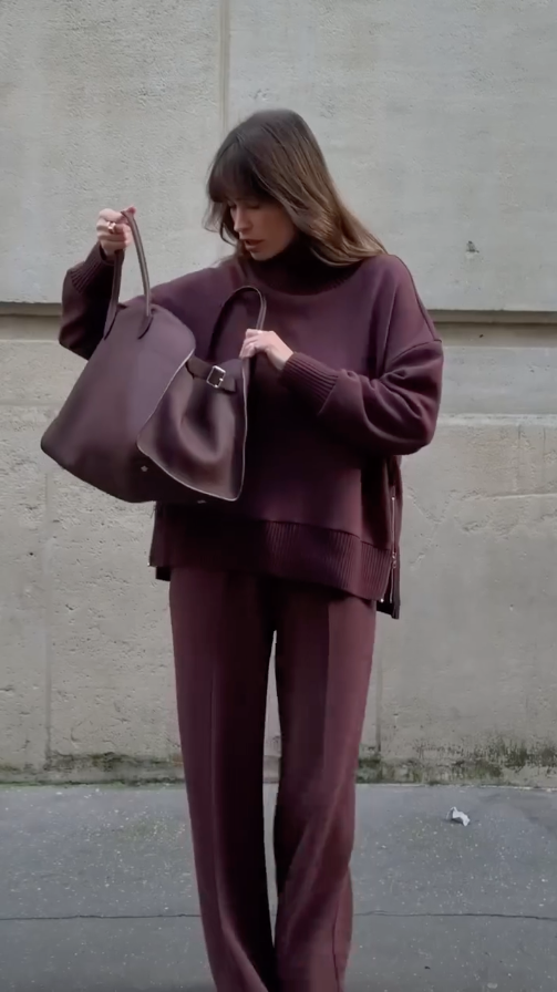 Dámský módní kousek v elegantním stylu
