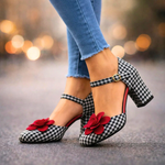Dámské kozačky v elegantním stylu