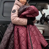 Dámský kabát s kapucí