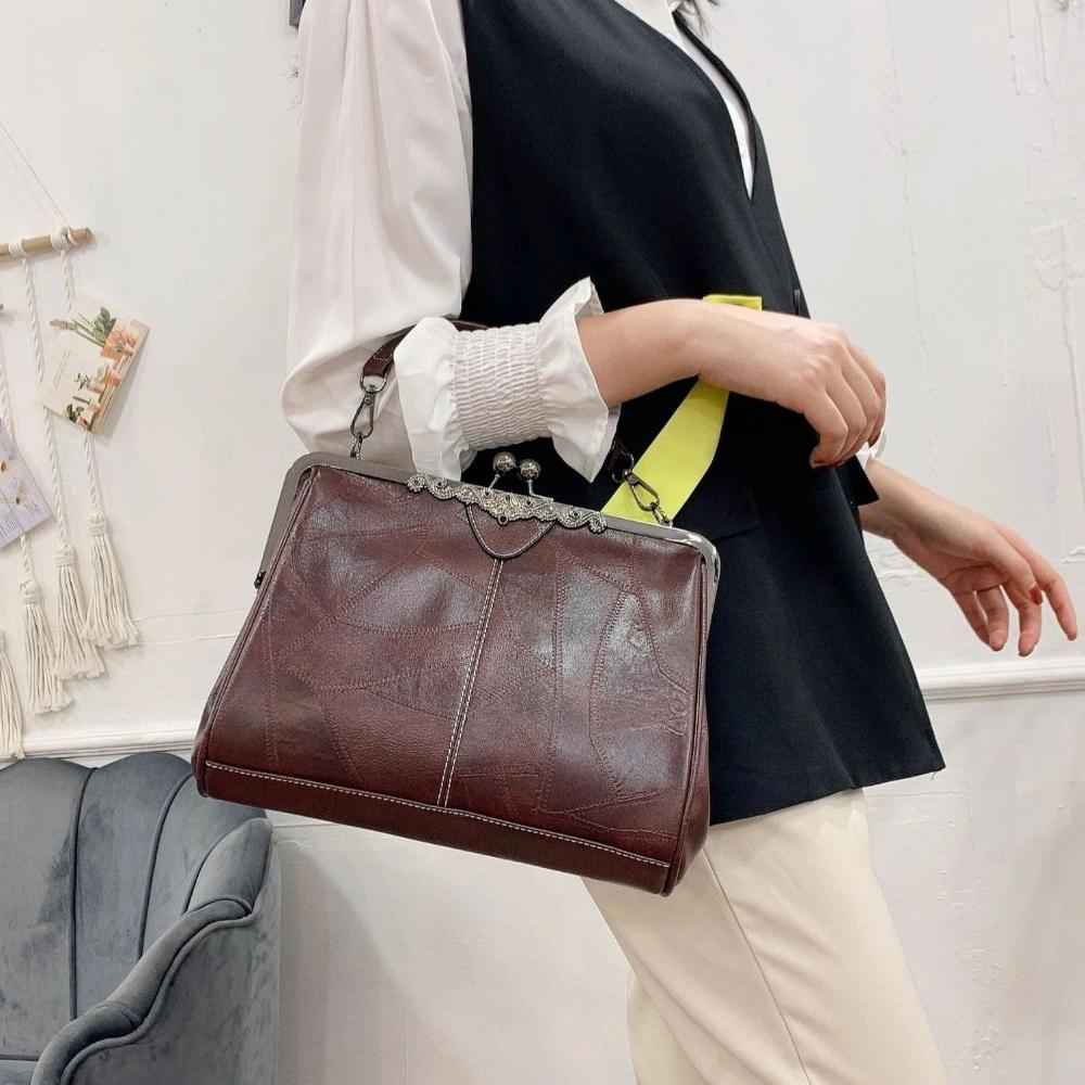 Dámská kabelka ve vintage a elegantním stylu