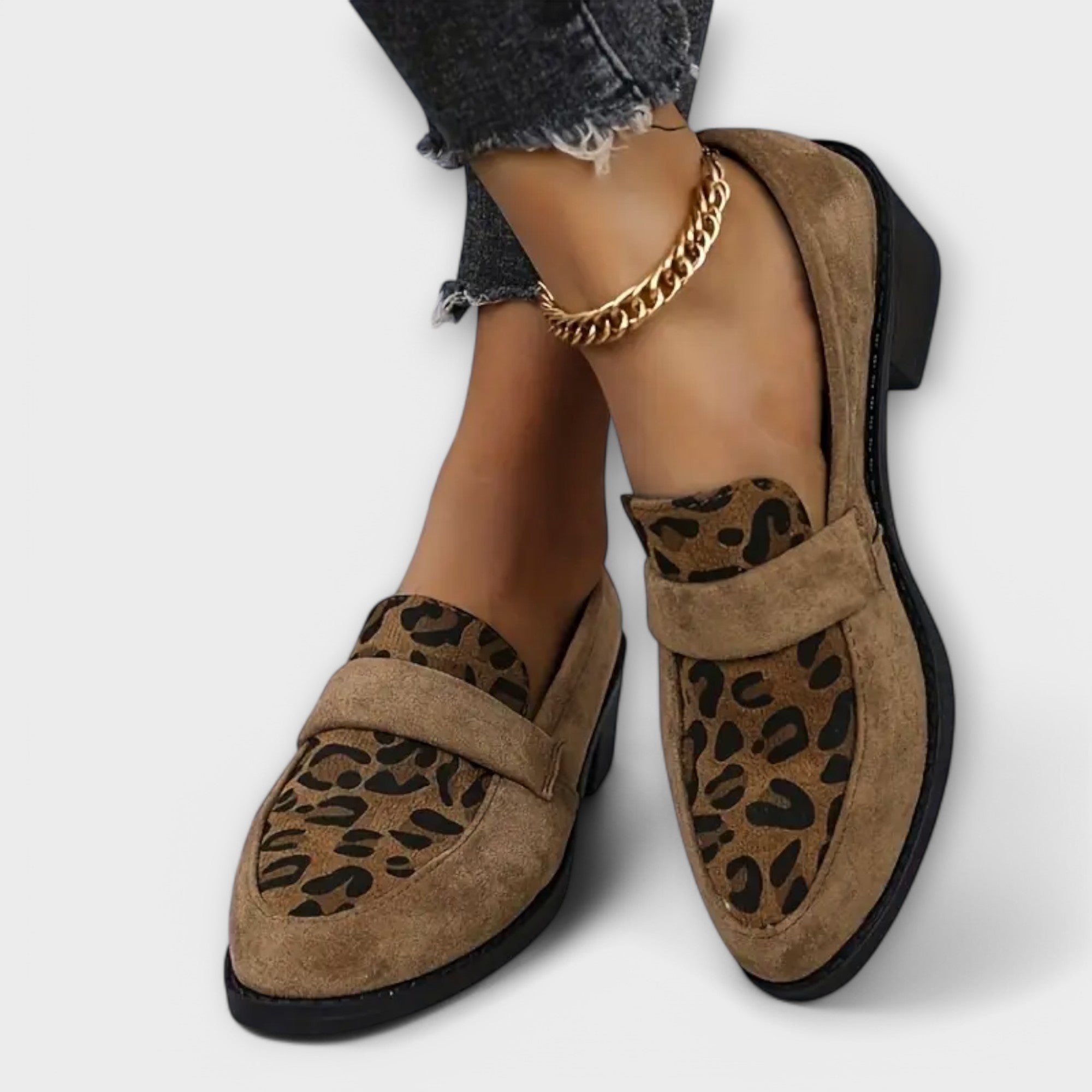Dámské mokasíny v elegantním stylu s leopardím vzorem