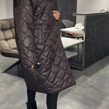 Dámský kabát v elegantním stylu s leopardím vzorem