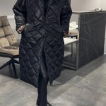 Dámský kabát v elegantním stylu s leopardím vzorem