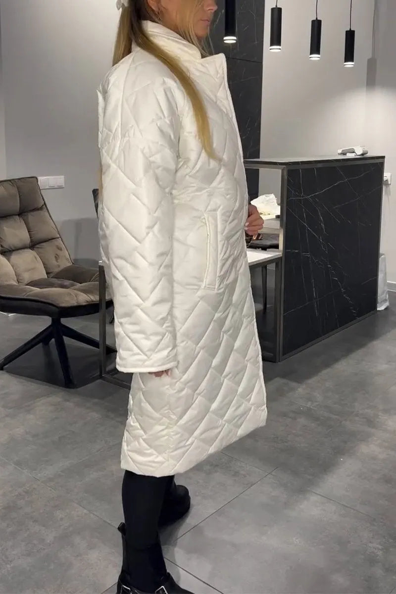 Dámský kabát v elegantním stylu s leopardím vzorem
