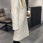 Dámský kabát v elegantním stylu s leopardím vzorem