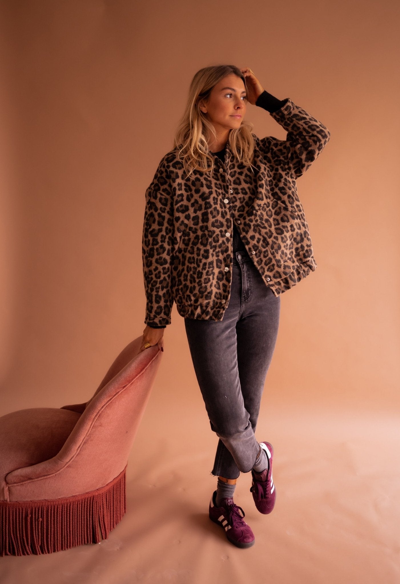 Dámská bunda s leopardím vzorem