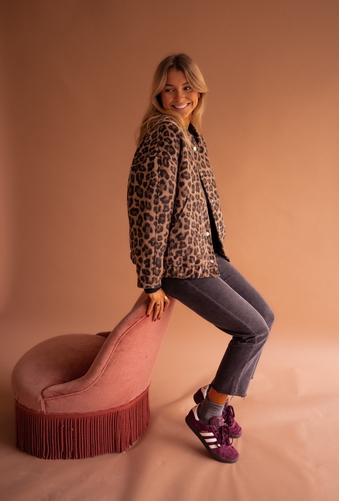 Dámská bunda s leopardím vzorem