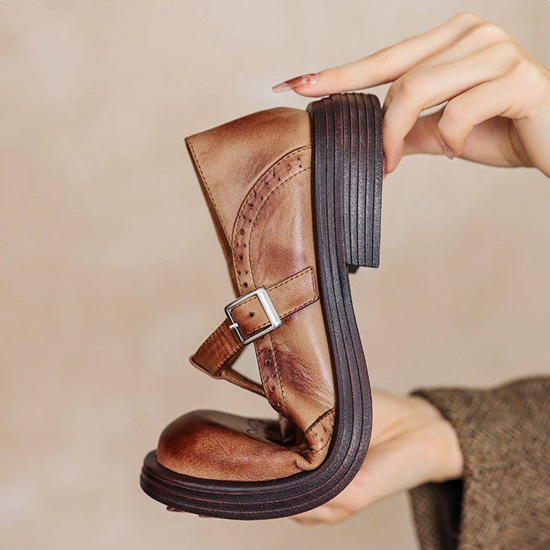 Dámské boty v elegantním stylu